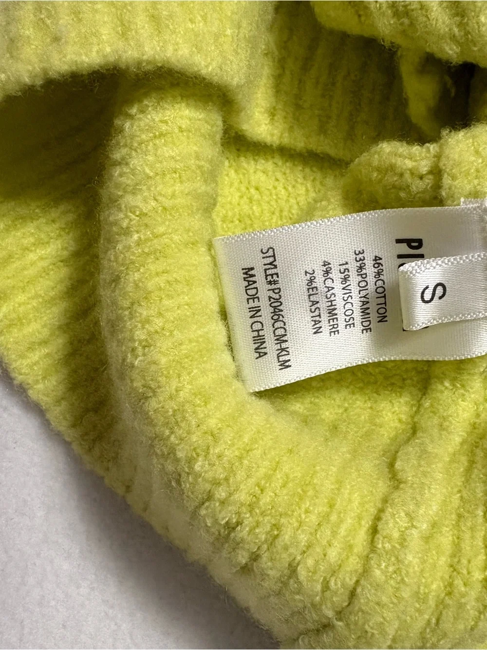 pistola Lime V-Neck Cropped Button Cardigan size S